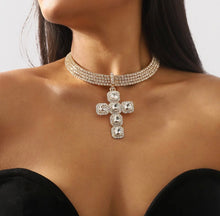 Load image into Gallery viewer, Georgina Silver Choker
