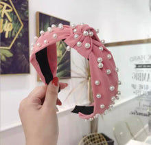 Load image into Gallery viewer, Pearly Headband
