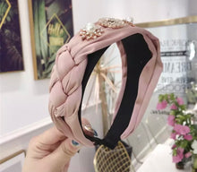 Load image into Gallery viewer, Cute Luxury Headbands
