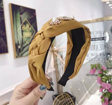 Load image into Gallery viewer, Cute Luxury Headbands
